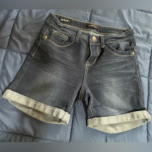 Rue 21, stretchy junior shorts, size 3/4